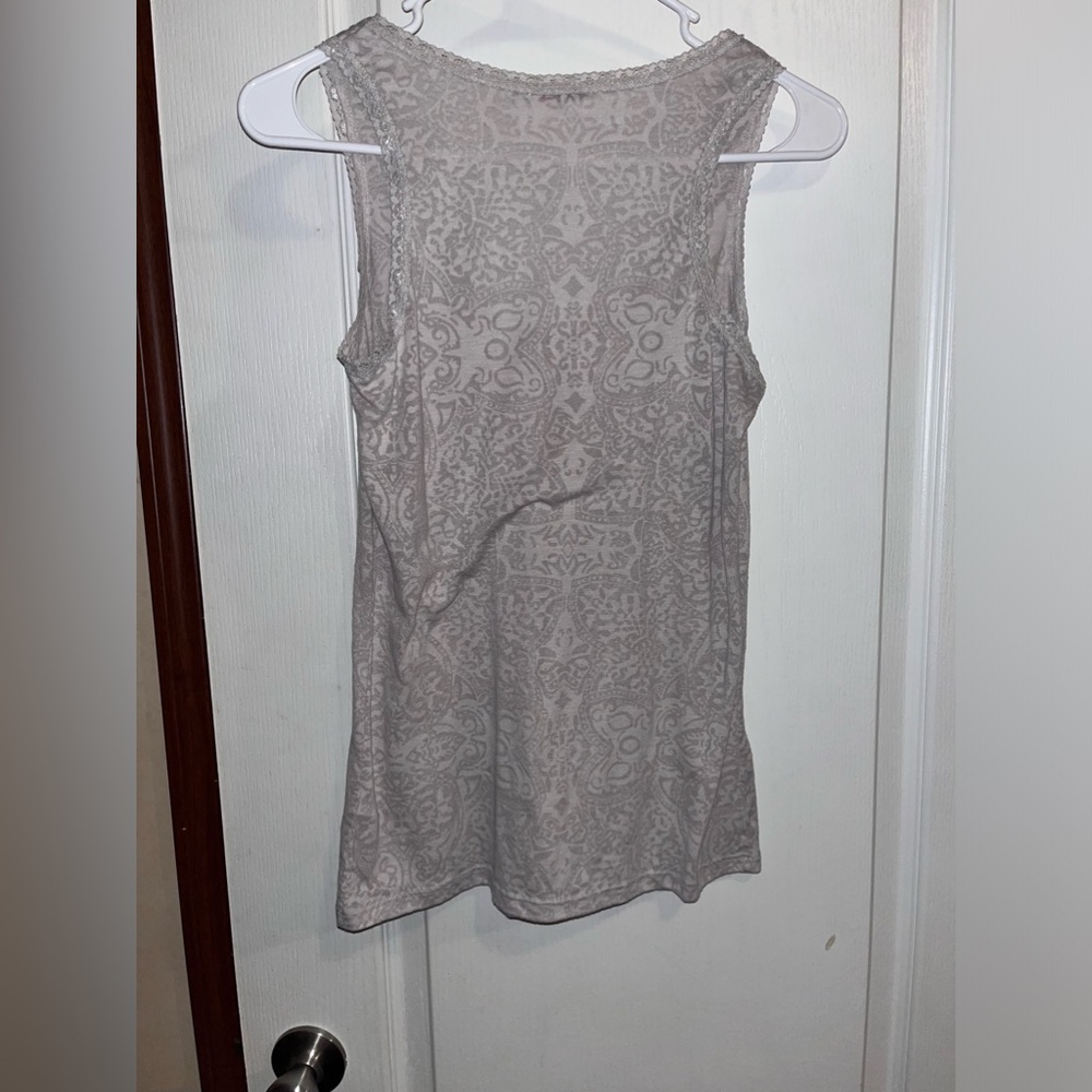 Silver by BKE Tanktop Size small - Picture 3 of 3